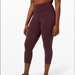lululemon maroon capri leggings